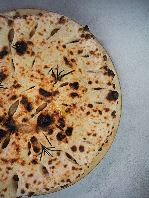 Фокачча с солью и провансĸими травами