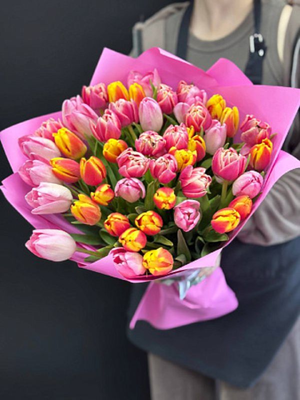 51 тюльпан в оформление