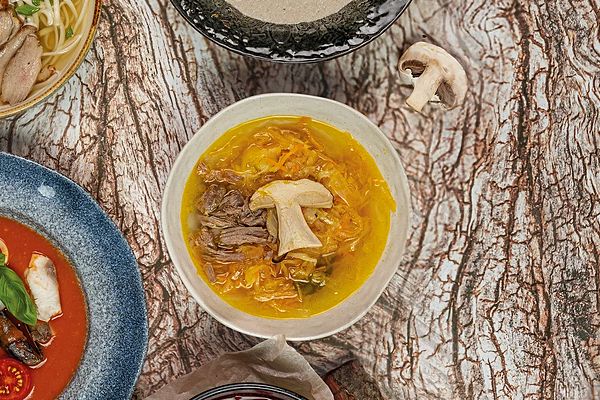 Щи с белыми грибами