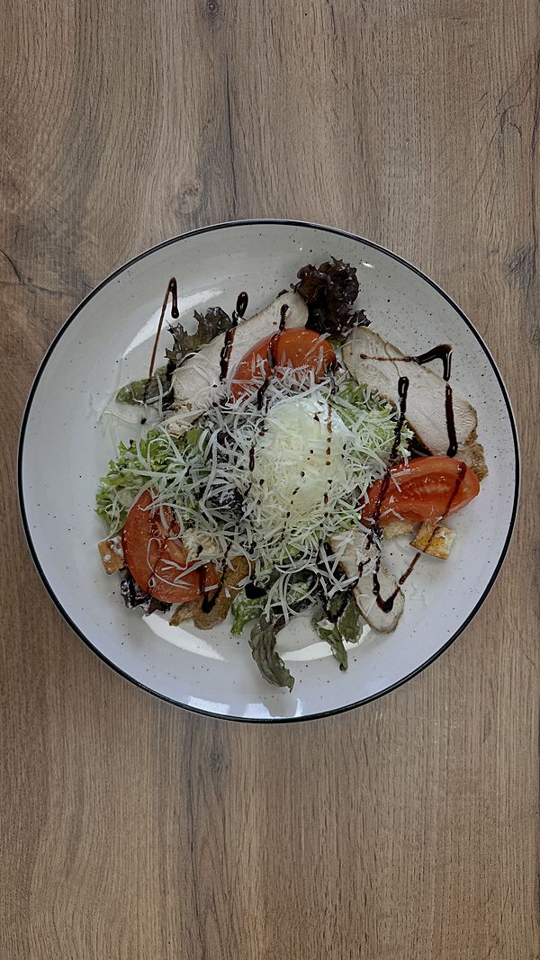 Цезарь с курицей