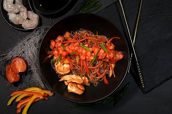 Стеклянная лапша с курицей