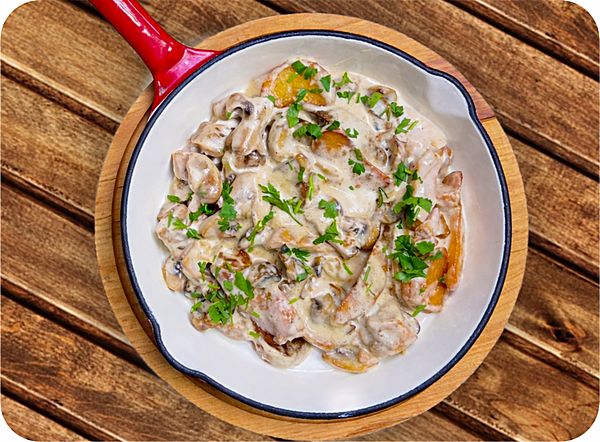 Сковородка с курицей