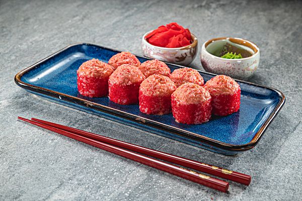 Запечённый ролл с лососем