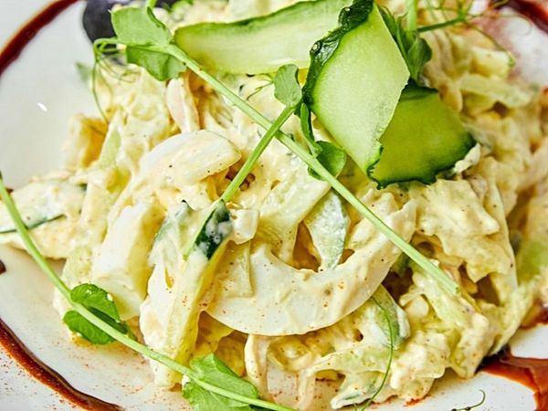 Салат с кальмаром