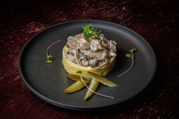 Бефстроганов из телятины