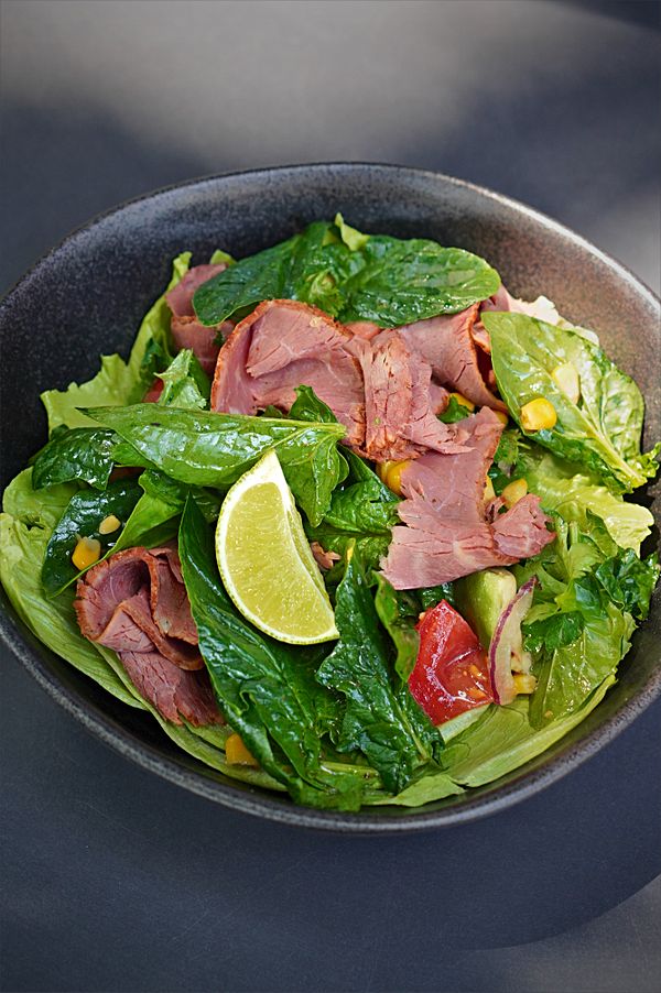 Салат с пастрами