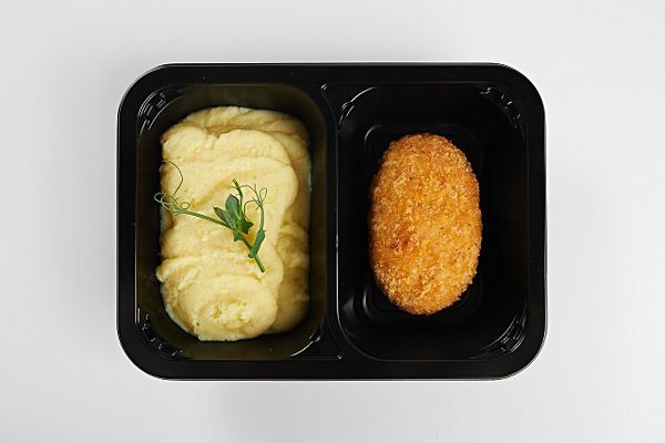 Котлета аля-киевская с пюре картофельным