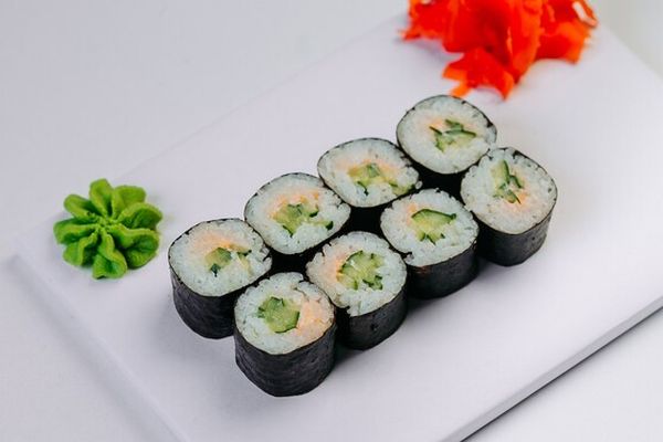 Маки с огурцом