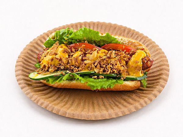 Датский хот дог с куриной сосиской